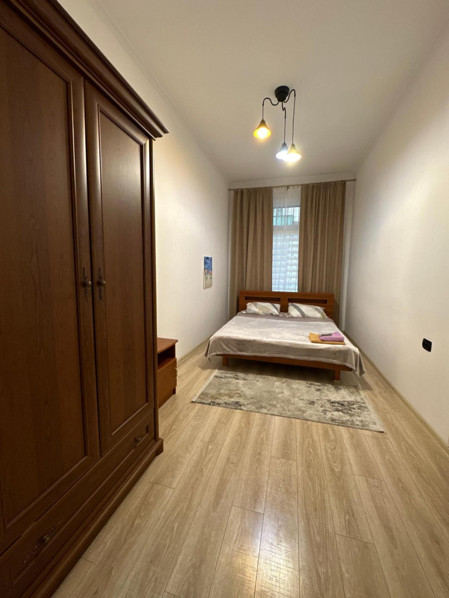 Levvv Apartment Lviv Bagian luar foto